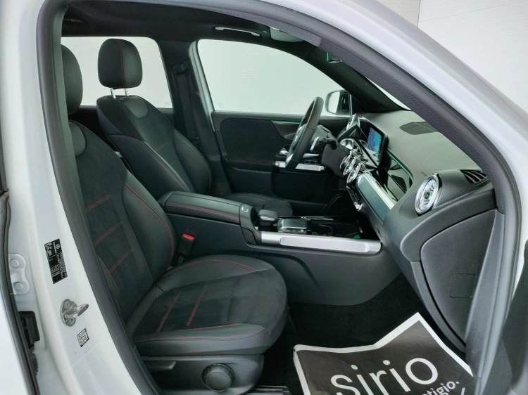 9 - Mercedes-Benz GLB 200 d Premium auto