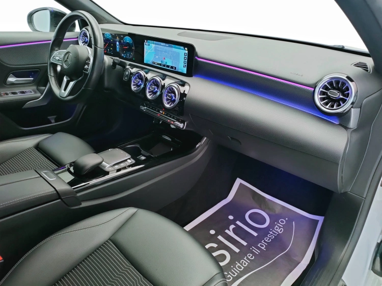 12 - Mercedes-Benz Classe A 180 d Sport Night edition auto