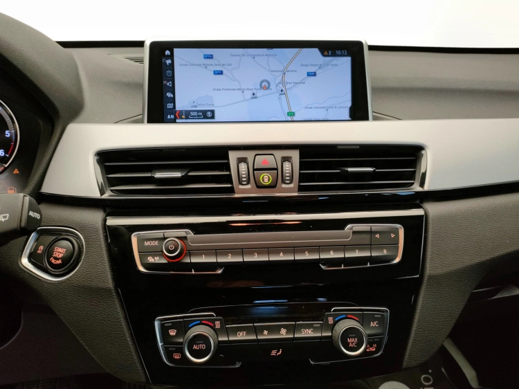 12 - BMW X1 X1 xdrive18d Advantage auto