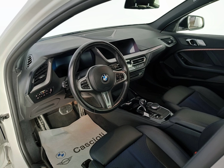 8 - BMW Serie 1 120d Msport auto