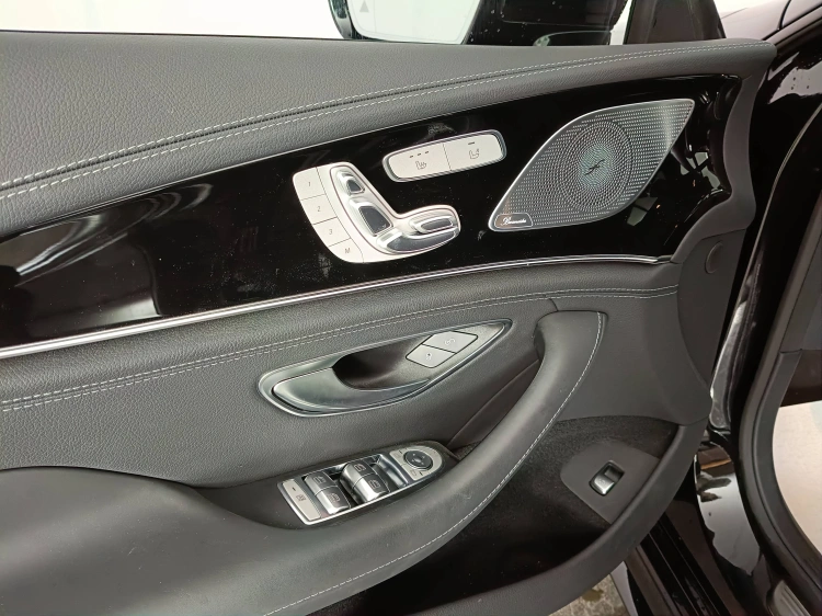 17 - Mercedes AMG GT AMG GT Coupe 43 mhev (eq-boost) Premium 4matic+ auto