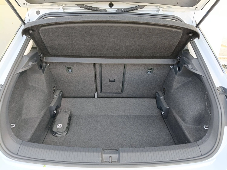 14 - Volkswagen T T-Roc 1.5 tsi Style