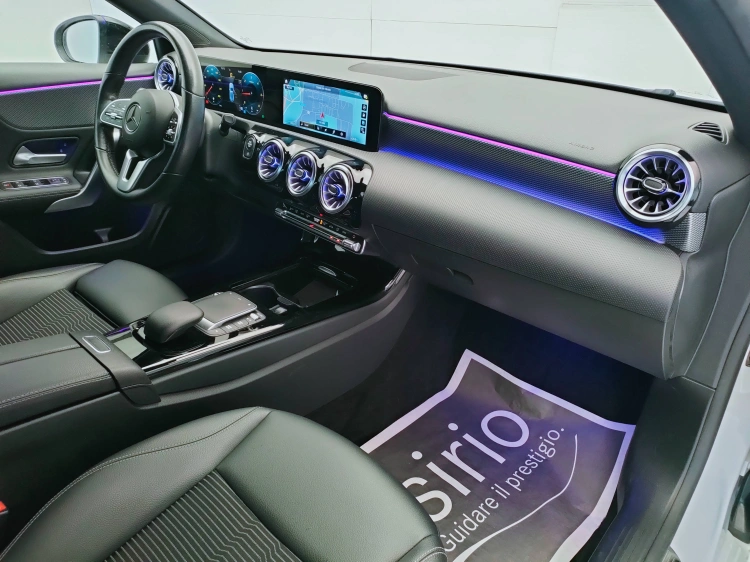 12 - Mercedes-Benz Classe A 180 d Sport Night edition auto