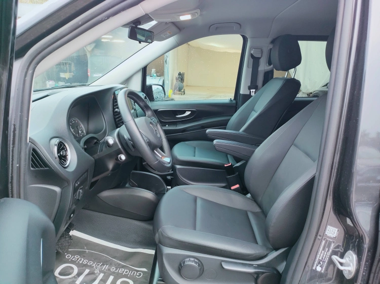 10 - Mercedes Vans Vito III 119 vito 119 cdi long mixto auto my20