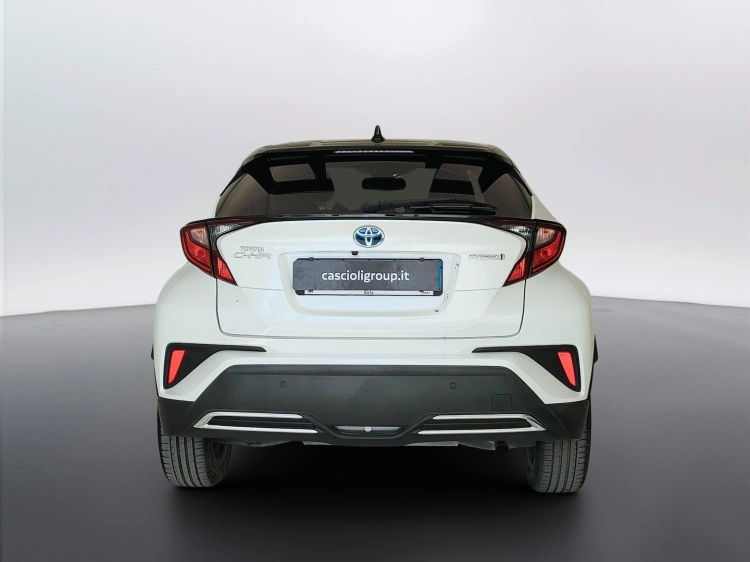 6 - Toyota C-HR C-HR 2.0h Trend e-cvt
