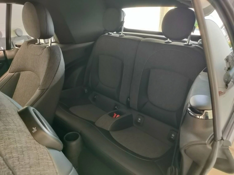 12 - MINI One Mini Cabrio 1.5 One