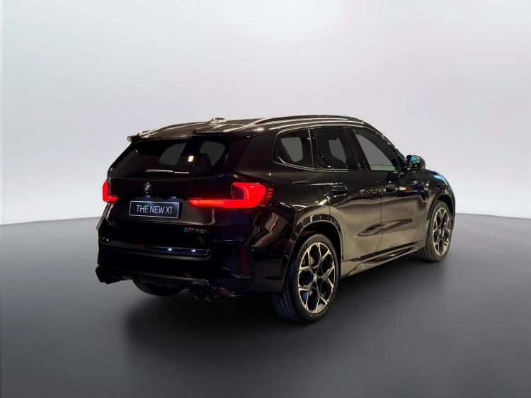 9 - BMW X1 M BMW X1 M35i xDrive