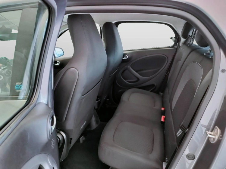 10 - smart forfour Forfour eq Passion 4,6kW