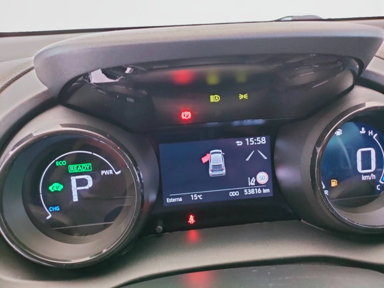 19 - Toyota Yaris Yaris 1.5h Style