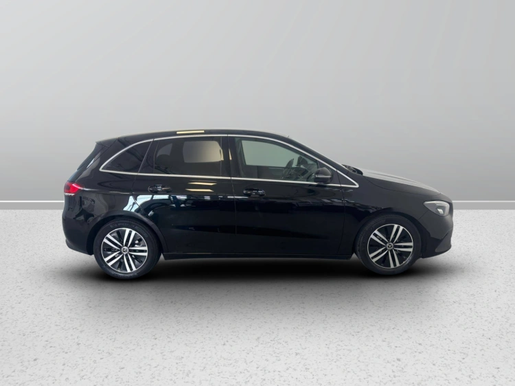 8 - Mercedes-Benz Classe B 180 Sport Plus auto