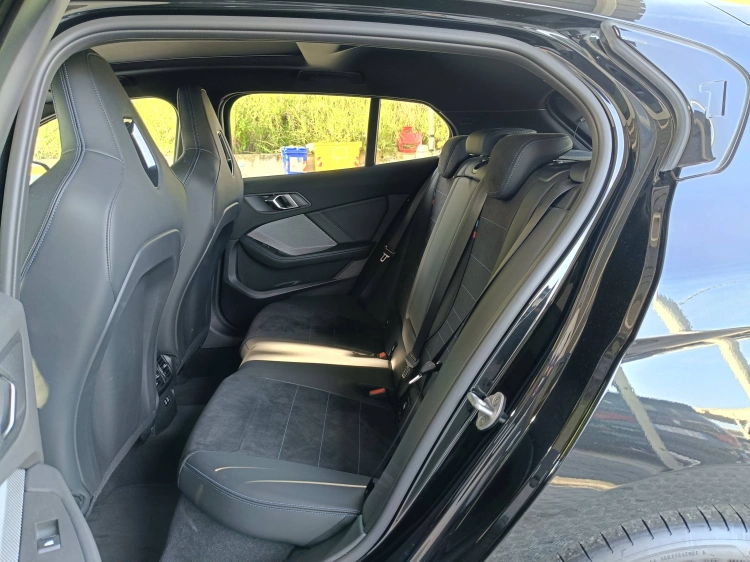 9 - BMW Serie 1 120 48V MSport Pro auto