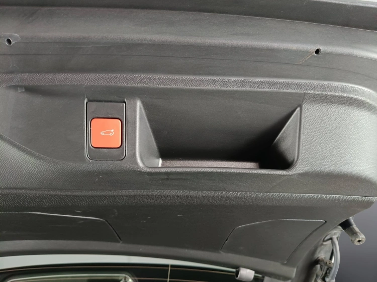 22 - Ds 4 DS4 1.5 bluehdi Esprit de Voyage 130cv auto