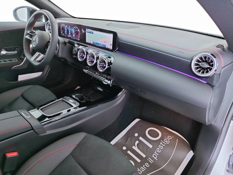 9 - Mercedes-Benz CLA 200 d Automatic Coupe'