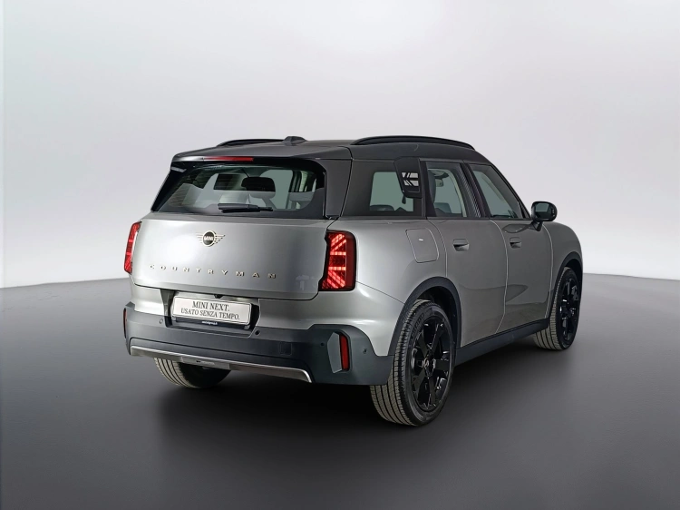 4 - MINI Countryman Mini Countryman 2.0 48V D Classic auto