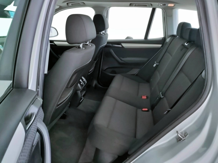 11 - BMW X3 X3 xdrive20d auto