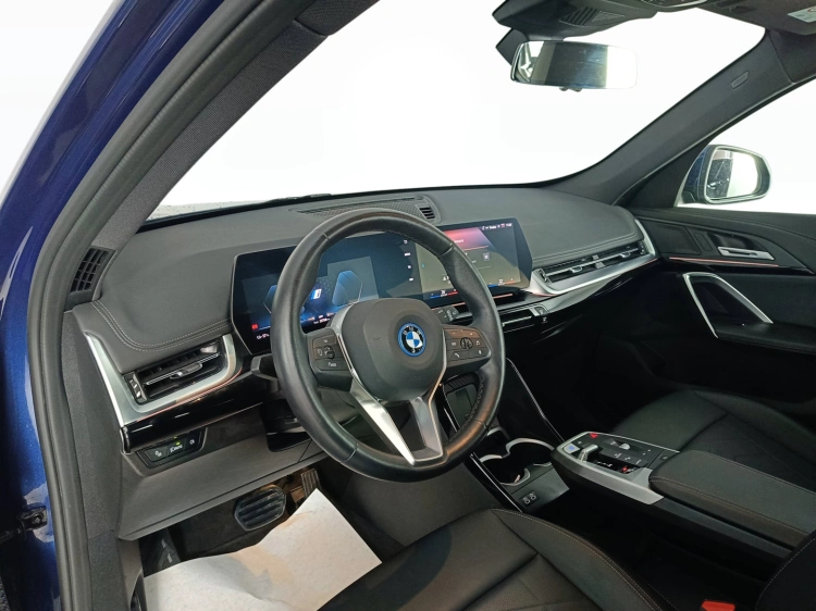 7 - BMW iX1 iX1 edrive 20 X-Line