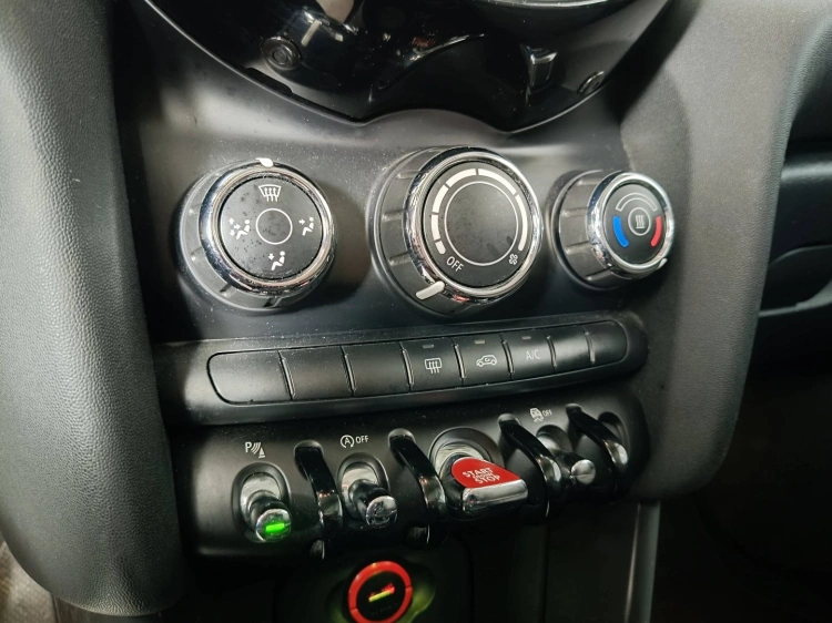 16 - MINI One Boost Mini 3p 1.5 One Boost 102cv