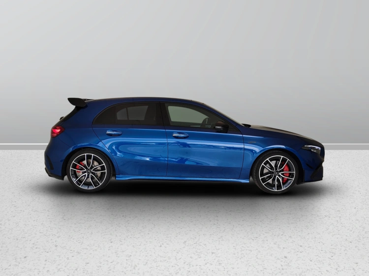7 - Mercedes-Benz Classe A AMG 35 AMG Line Premium Plus 4matic auto
