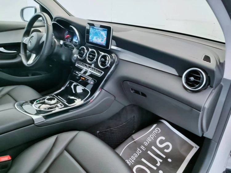 13 - Mercedes-Benz GLC Coupe 250 d Sport 4matic auto