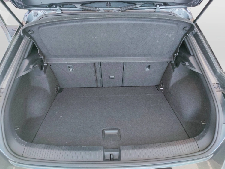 10 - Volkswagen T T-Roc 2.0 tdi Style 115cv