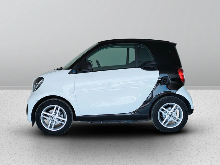 3 - smart fortwo Fortwo eq Pure 4,6kW