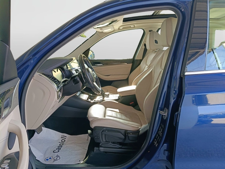 8 - BMW X3 X3 xdrive20d Luxury 190cv auto