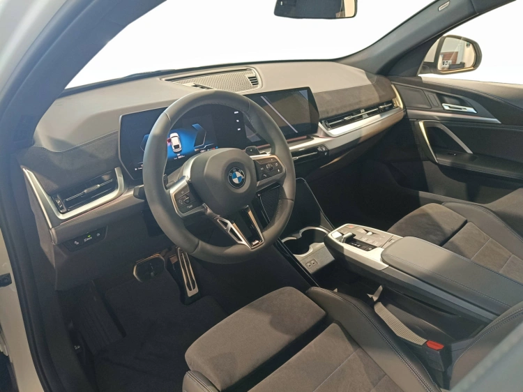 7 - BMW X2 BMW X2 sDrive18d