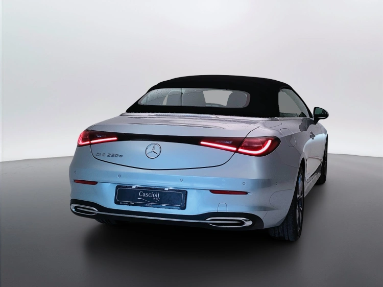 6 - Mercedes-Benz CLE Cabrio 220 d Advanced auto