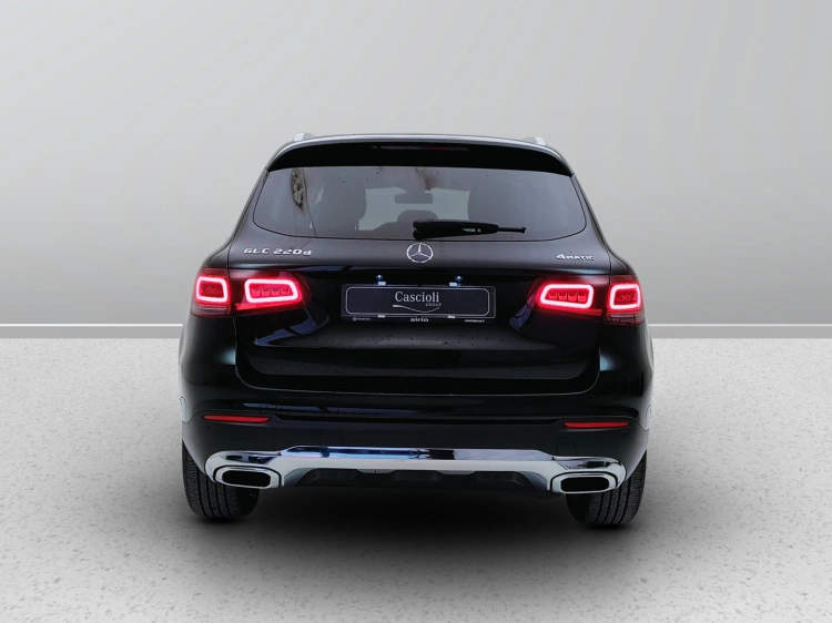 4 - Mercedes-Benz GLC 220 d Sport 4matic auto