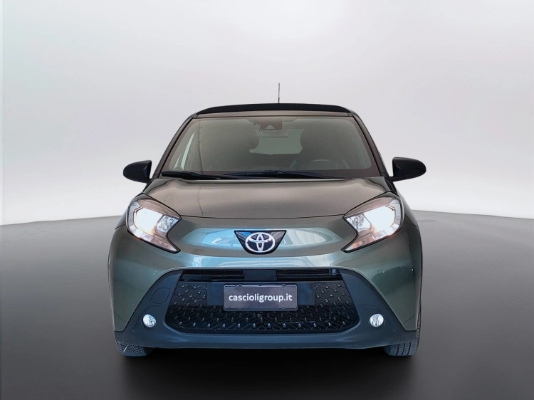 2 - Toyota Aygo X Aygo X 1.0 Trend Air 72cv