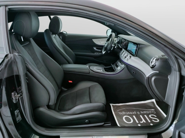 11 - Mercedes-Benz Classe E Coupe 220 d Premium Plus 4matic auto my20
