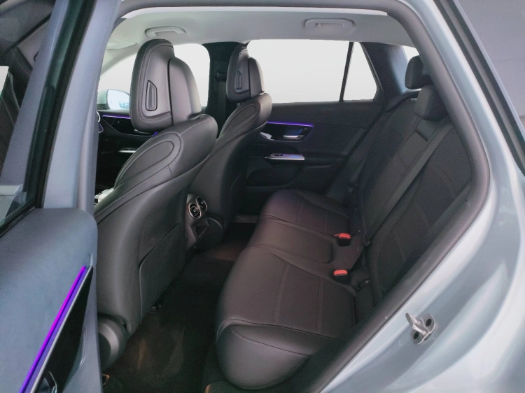 14 - Mercedes-Benz GLC 200 d Advanced 4matic auto