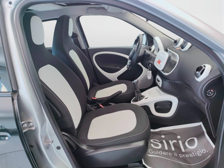 10 - smart forfour Forfour 1.0 Passion 71cv