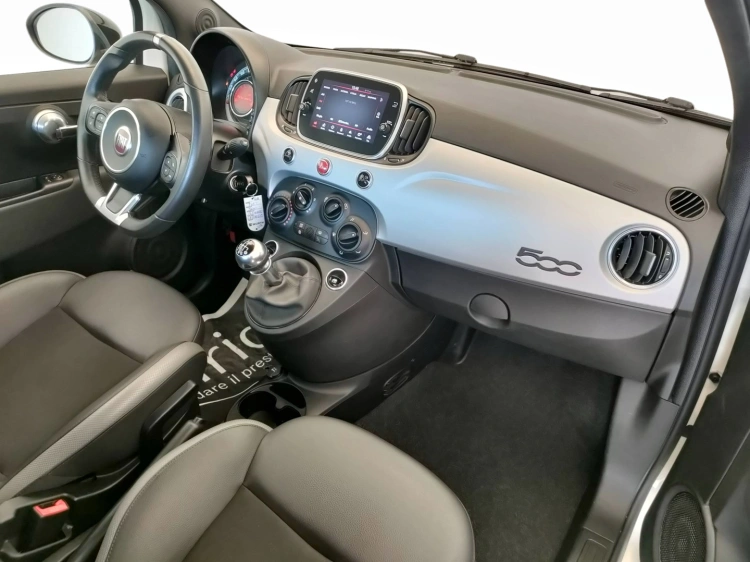 9 - Fiat 500 500 1.0 hybrid Connect 70cv