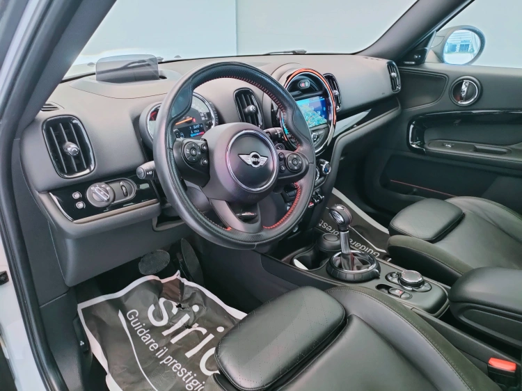 17 - MINI Countryman MINI COUNTRYMAN SD ALL4