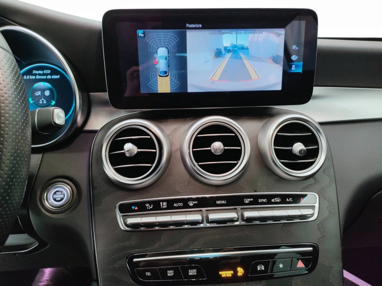 12 - Mercedes-Benz GLC Coupe 300 d Premium Plus 4matic auto