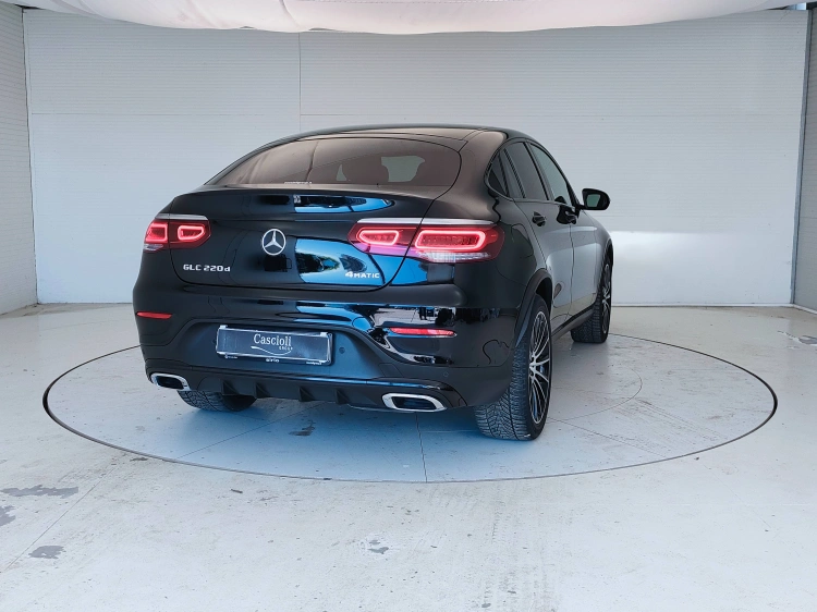 5 - Mercedes-Benz GLC Coupe 220 d Premium 4matic auto