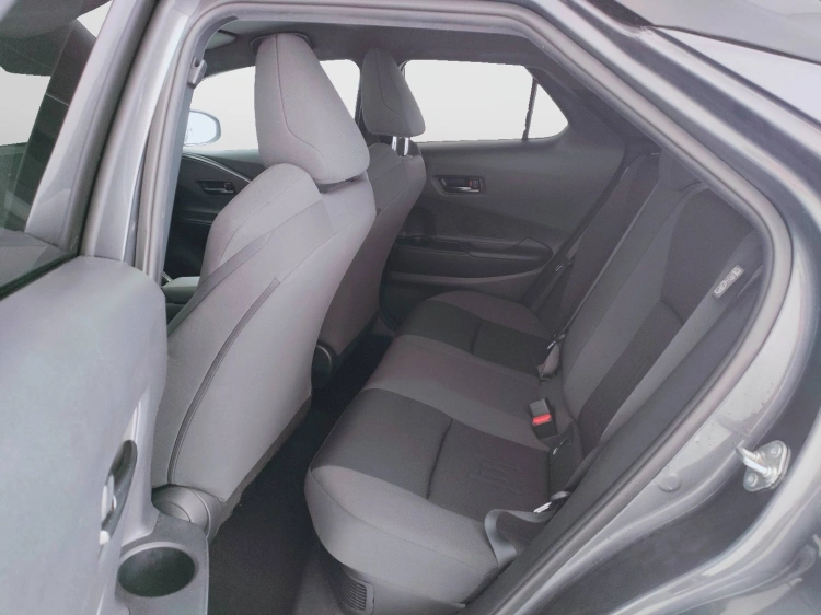 15 - Toyota C-HR C-HR 2.0 hv Trend fwd e-cvt