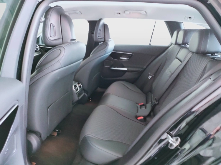 10 - Mercedes-Benz Classe C SW 200 d mhev Sport auto