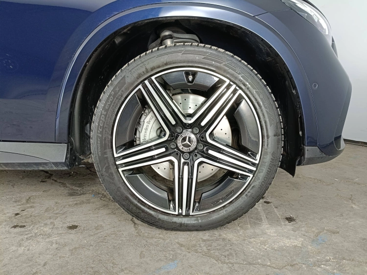 18 - Mercedes-Benz GLC 300 de phev AMG Line Premium Plus 4matic auto