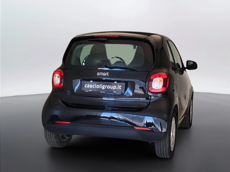 6 - smart fortwo Fortwo eq Pure 4,6kW
