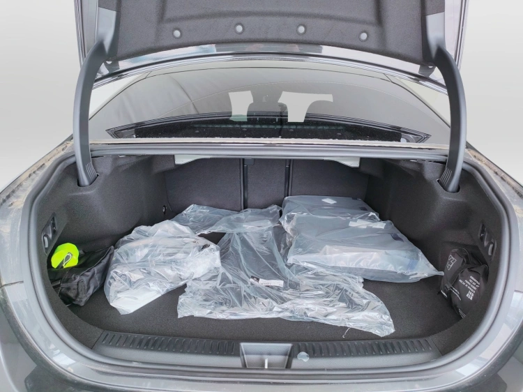 9 - Mercedes-Benz Classe E 300 de phev AMG Line Premium 4matic auto