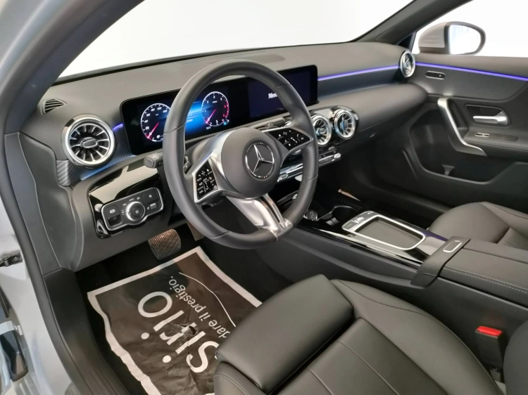 14 - Mercedes-Benz Classe A 180 d Progressive Advanced Plus auto