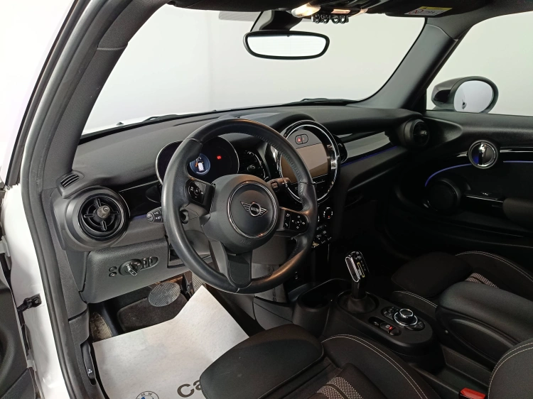 7 - MINI Cooper Mini 3p Cooper SE Classic auto