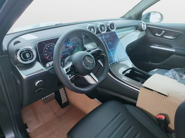 11 - Mercedes-Benz GLC 300 d 4MATIC