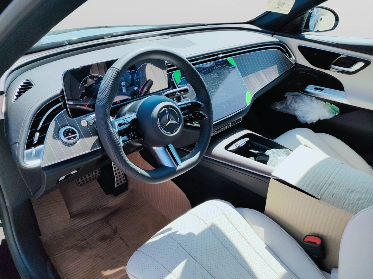 9 - Mercedes-Benz Classe E 220 d 4MATIC Station Wagon
