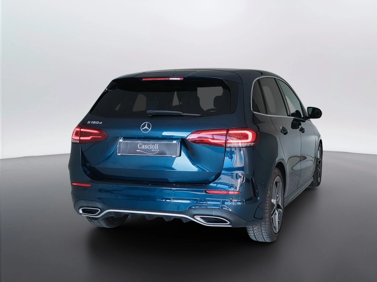 7 - Mercedes-Benz Classe B 180 d Premium auto