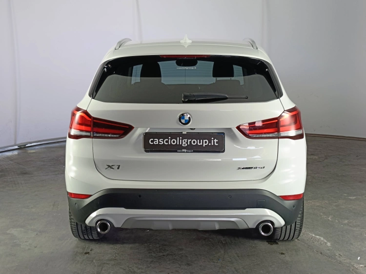 5 - BMW X1 X1 xdrive18d xLine Plus auto
