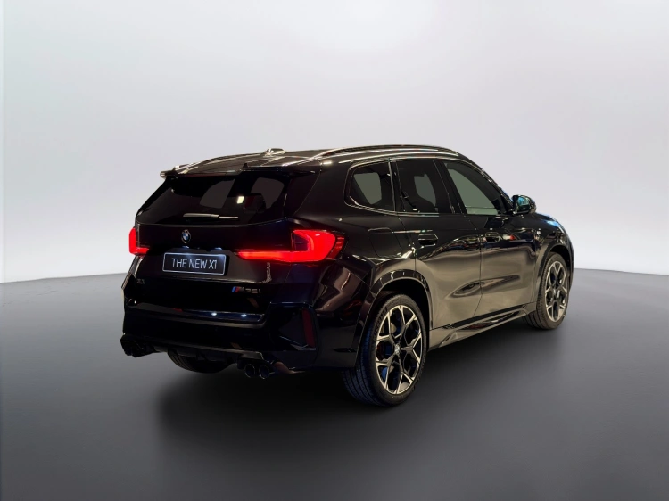 9 - BMW X1 M BMW X1 M35i xDrive