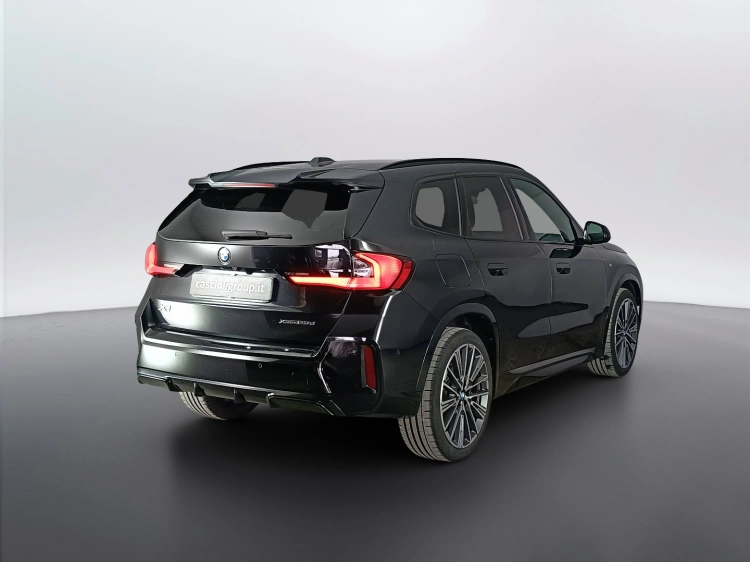 4 - BMW X1 X1 xdrive23d mhev 48V MSport Pro auto